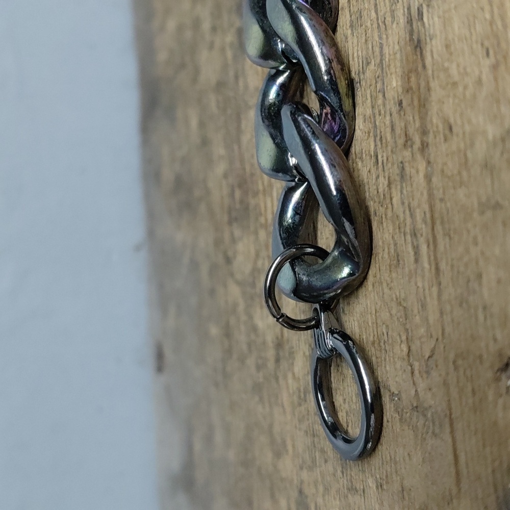 Chunky Iridescent Chain Link Bracelet - Picture 3 of 6